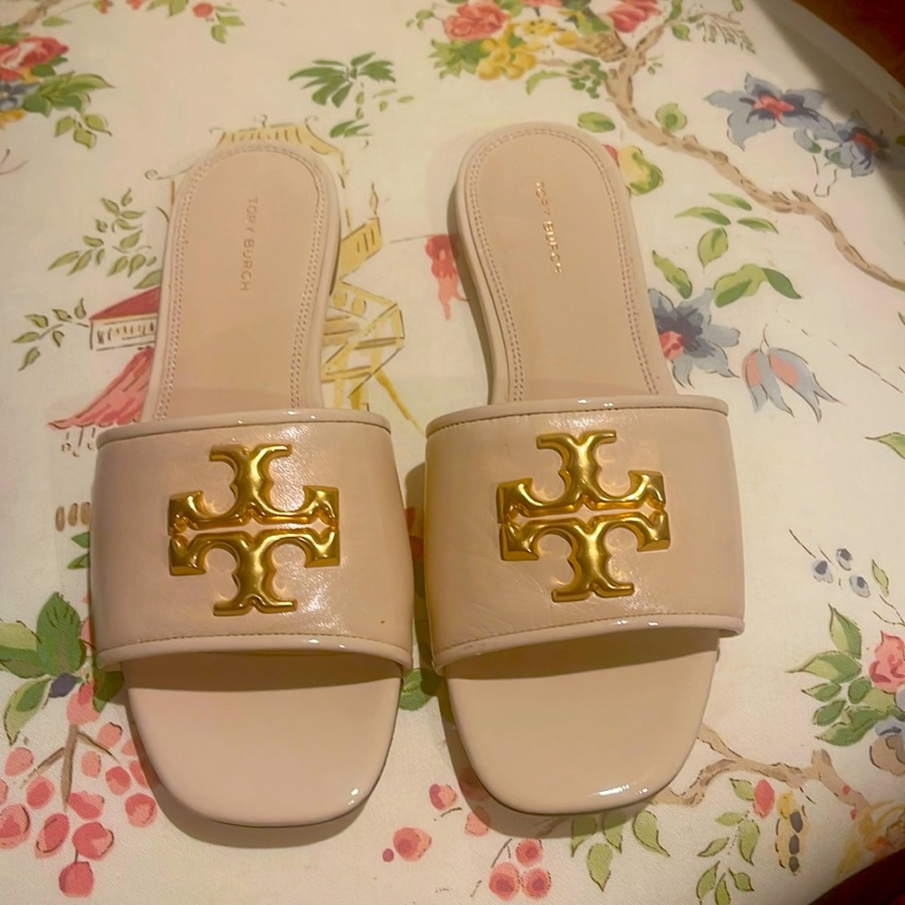 Tory Burch Women’s Eleanor Slide Sandals